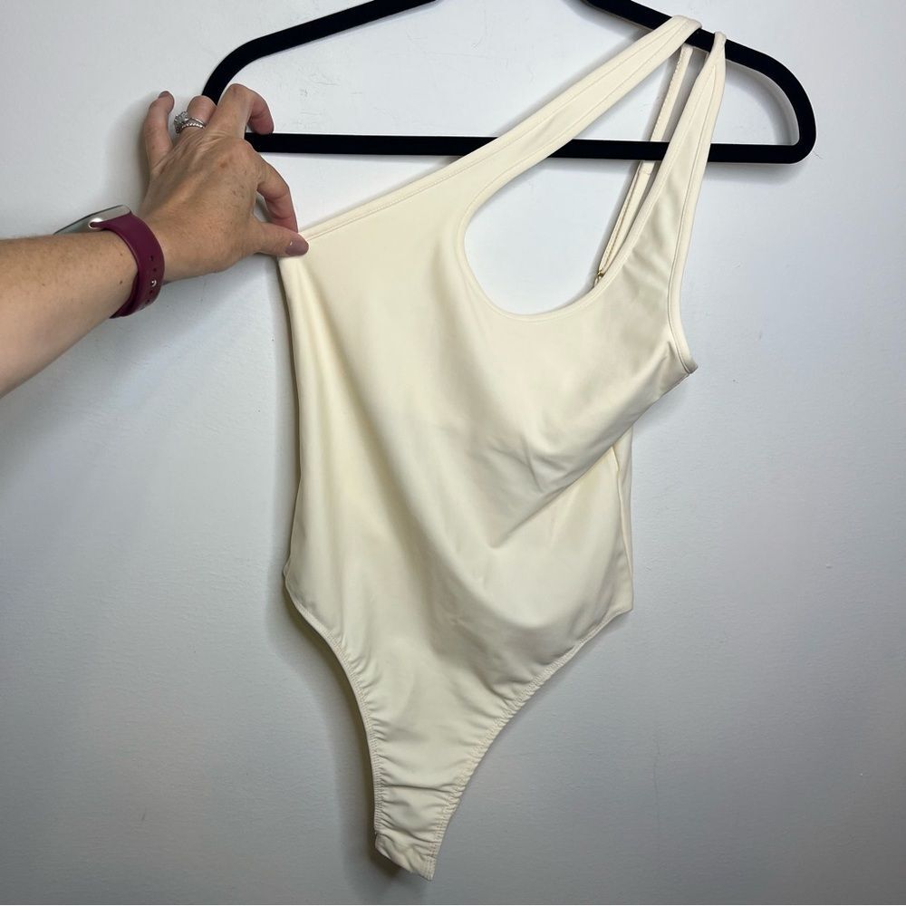 WeWoreWhat ASYM Bodysuit S